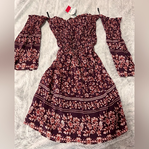 Floral Off-Shoulder Strapless Long Sleeve Dress Mimi Chica - Picture 1 of 5